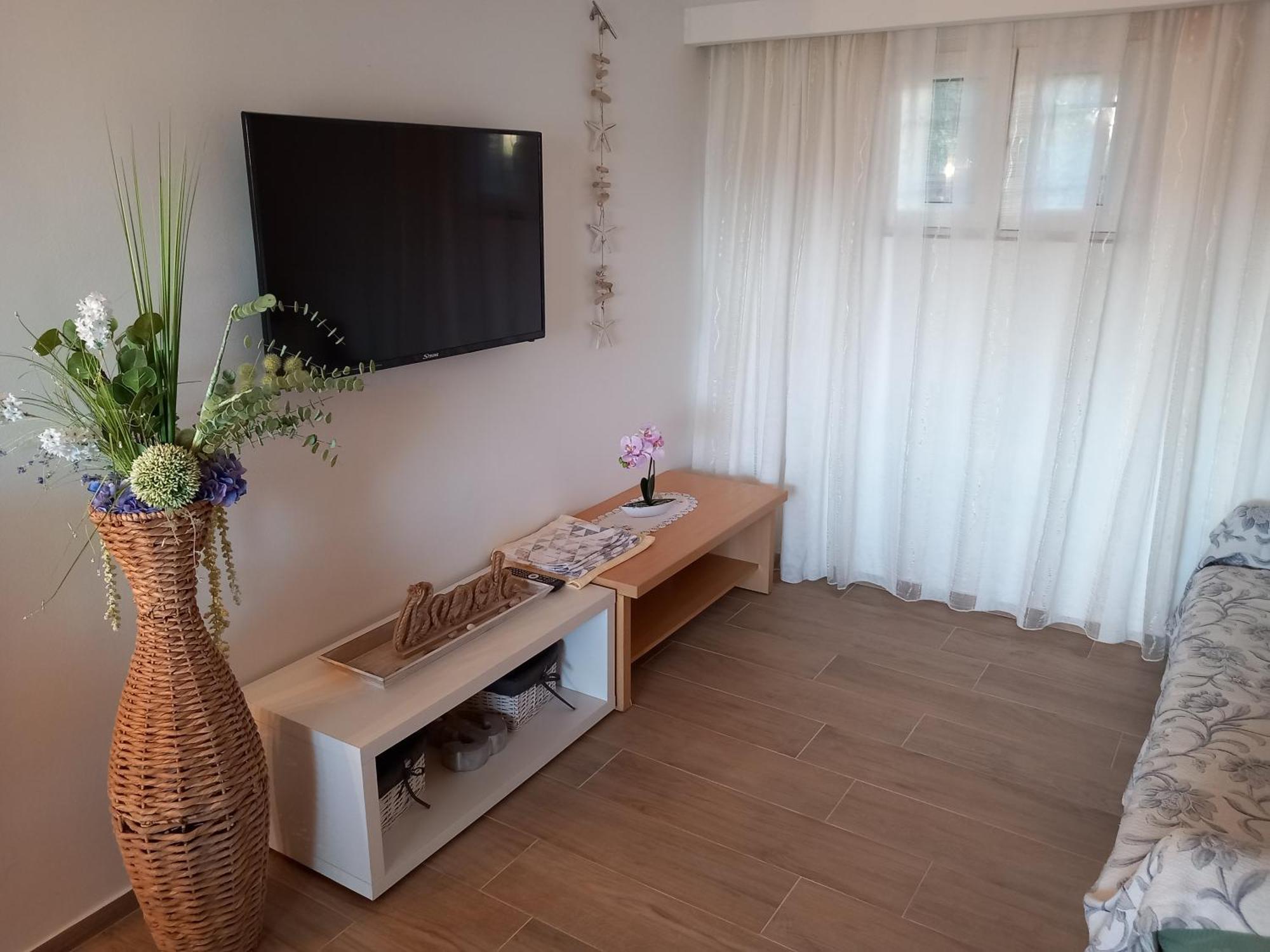 Apartments Ruzica Pinezići Eksteriør bilde