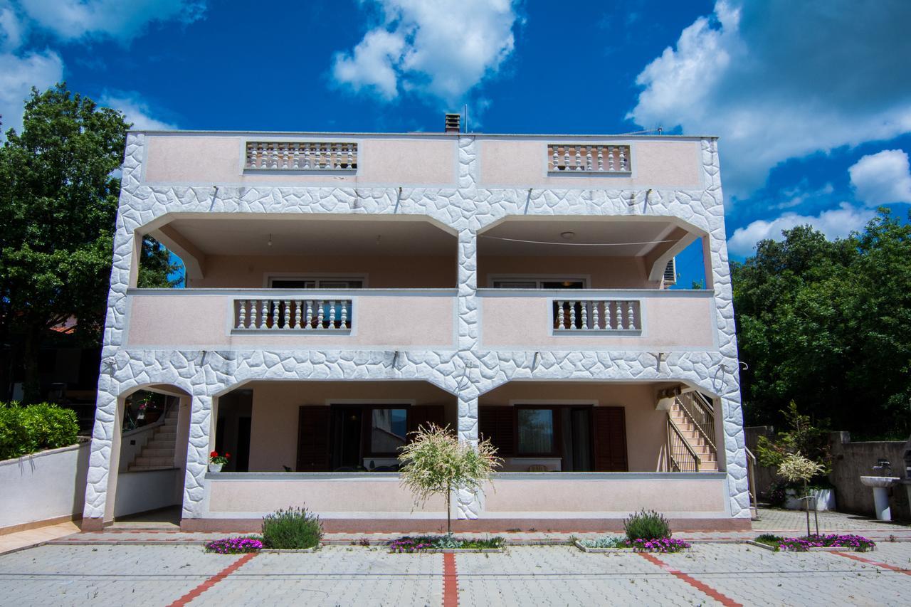 Apartments Ruzica Pinezići Eksteriør bilde